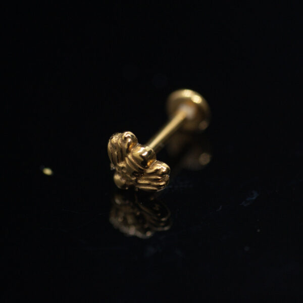 Mystic Bee Titanium Piercing