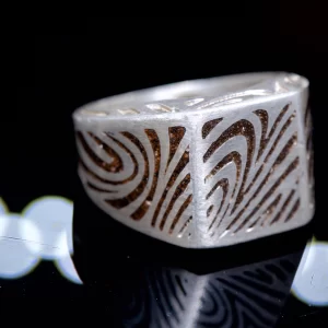 RITUAL RING No. 19 – Sterling Silver + Atacama Meteorite (Vacamuerta) - Imagen 4